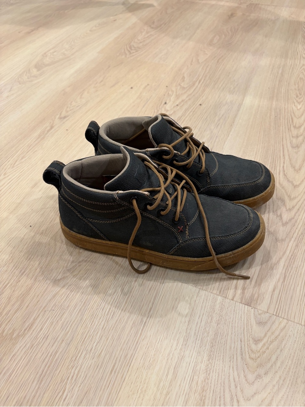 Men's Casual Twisted X Sneakers